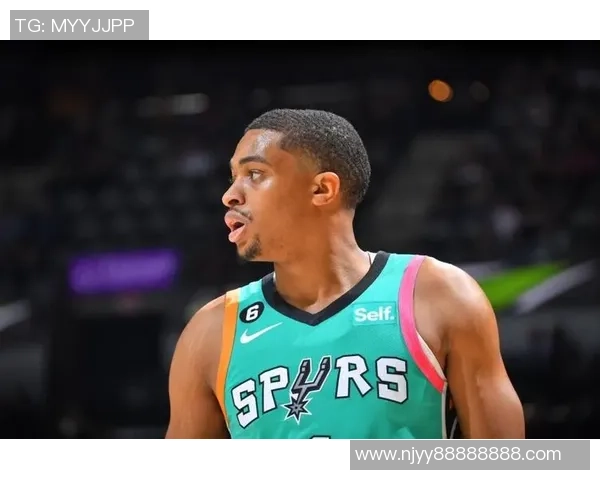 10月8日火箭对马刺季前赛精彩回放全场录像分析与亮点总结